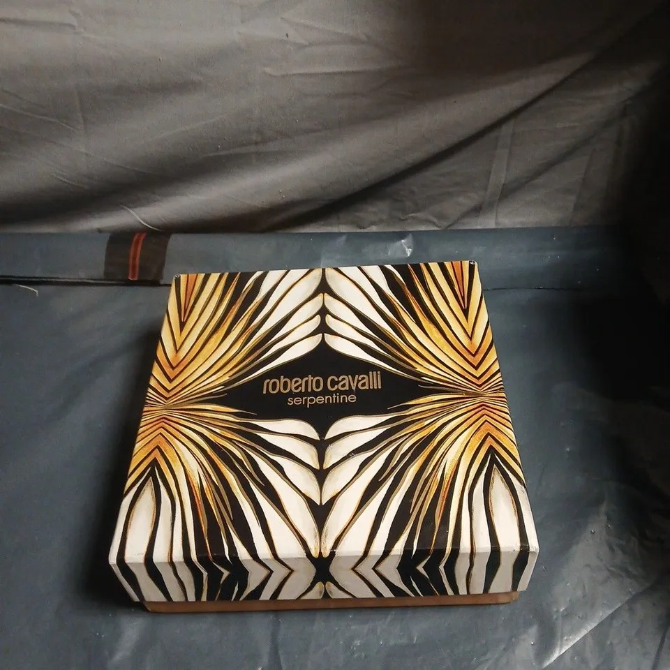 ROBERTO CAVALLI SERPENTINE GIFT SET – PERFUME WITH BODY LOTION