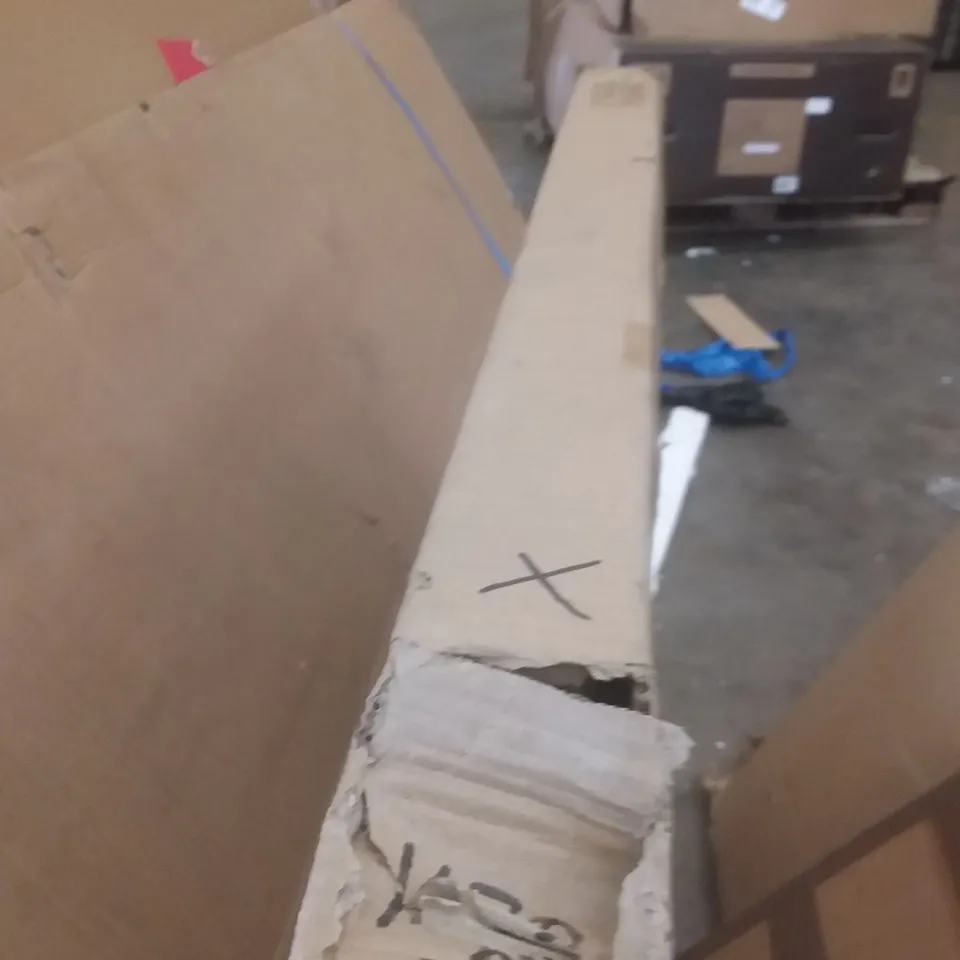 BOXED WHITE FOLDING TABLE