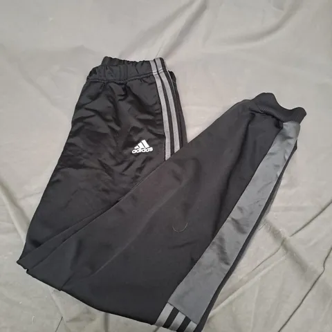 ADIDAS SMALL JNR BLACK JOGGERS