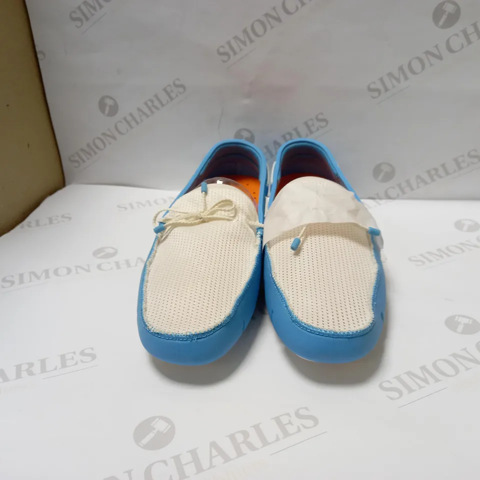 MENS BRAIDED LACE LOAFERS BLUE AND WHITE SIZE 10