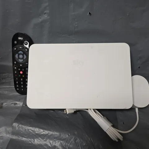 APPROXIMATELY 12 ASSORTED ITEMS TO INCLUDE - SKY HUB , SKY REMOTE ETC