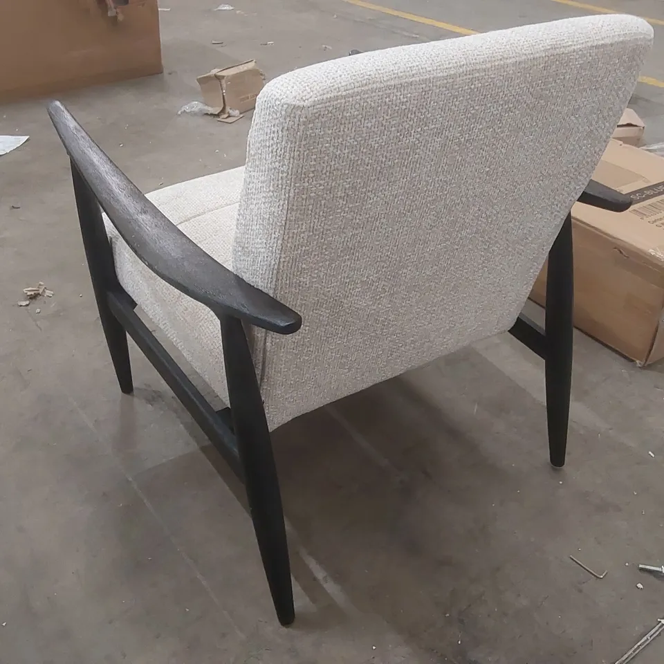 DANETTI GREYSON NATURAL FABRIC ACCENT CHAIR