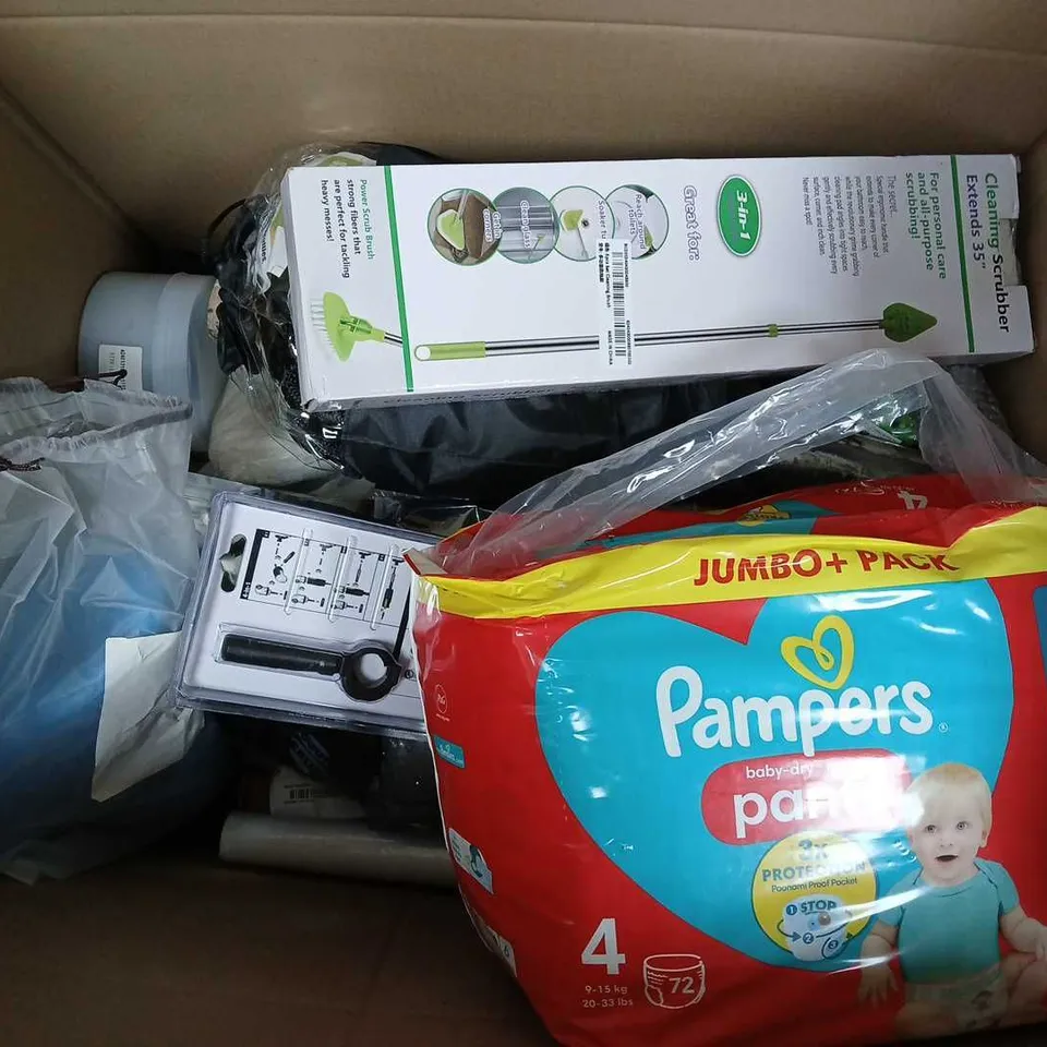 APPROXIMATELY 15 ASSORTED HOUSEHOLD ITEMS TO INCLUDE CLEANING SCRUBBER, PAMPERS PANTS, WALLPAPER, ETC