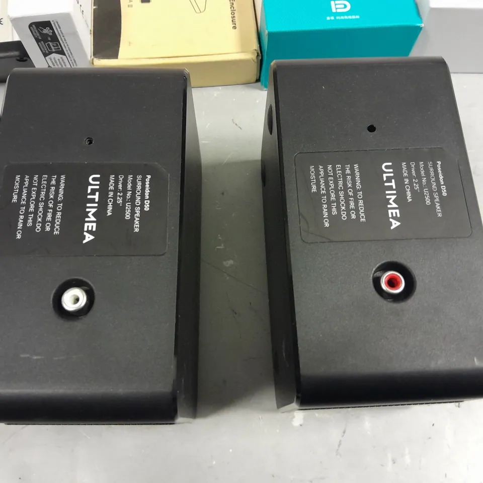 LOT OF 9 ASSORTED TECH ITEMS TO INCLUDE INTELLIGENT LANGUAGE TRANSLATOR, LOGITECH MOUSE AND ULTIMEA POSEIDON D50 SPEAKERS