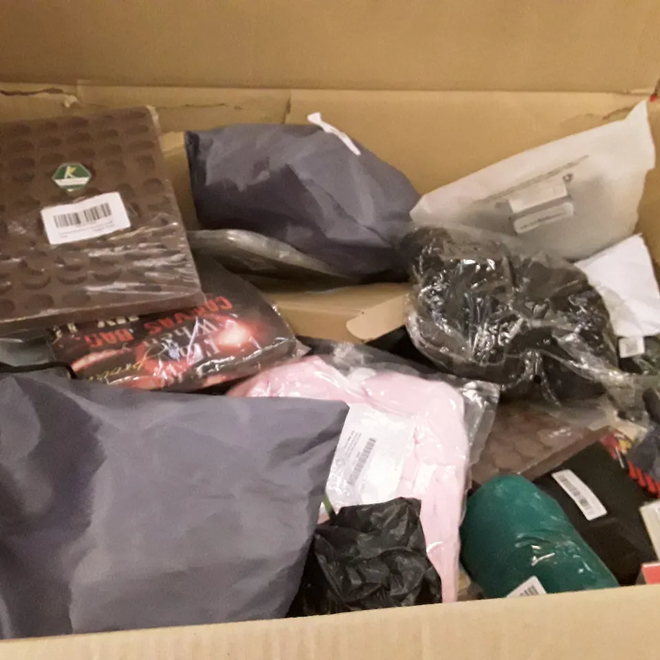 PALLET CONTAING 6 BOXES OF ASSORTED PRODUCTS INCLUDING ELETRICAL TAPE, TAPE RADIO, BEER GLASSES, EARPLUGS, GUMMY MOLDS, LED NIGHT LIGHT