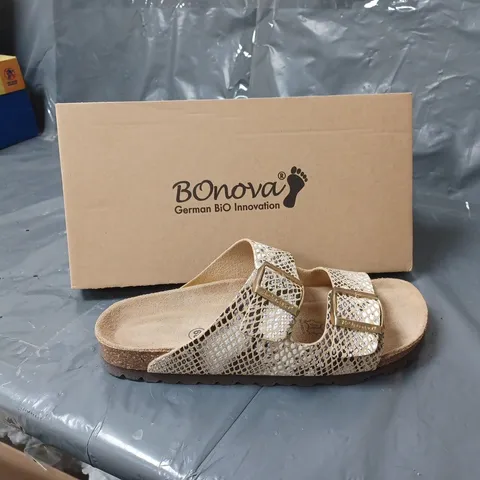 BOXED PAIR OF BONOVA SANDALS SNAKE SKIN PRINT DESIGN SIZE 6 UK