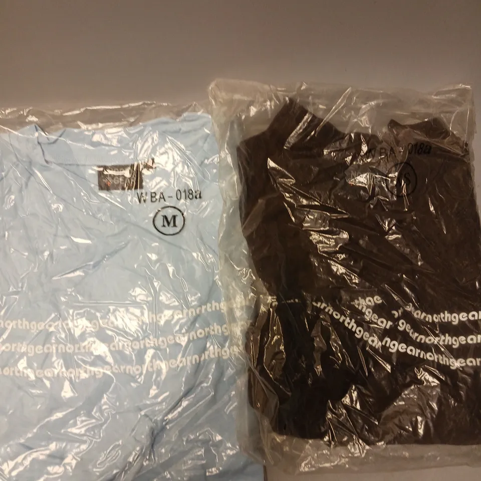 APPROXIMATELY 25 NORTH GEAR LADIES T-SHIRTS IN ASSORTED SIZES & COLOURS 