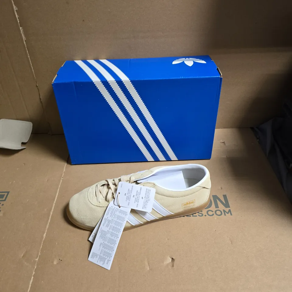 ADIDAS GAZELLE TRAINERS – BEIGE - UK SIZE 7