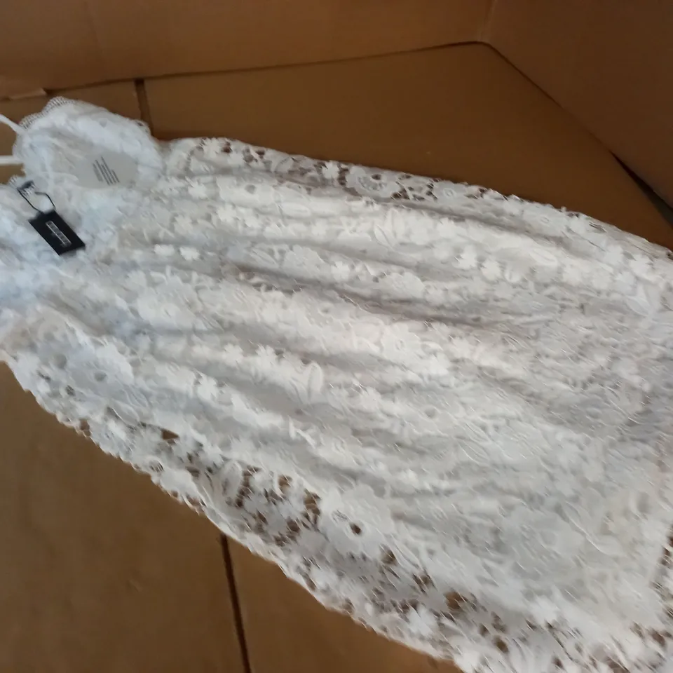 BOOHOO STRAPPY CROCHET LACE SKATER MIDI DRESS IN WHITE - 12
