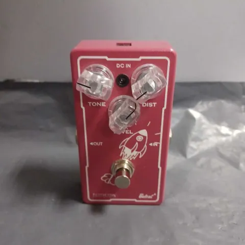 BELCAT DISTORTION GUITAR EFFECT PEDAL + PLECTRUM HOLDER