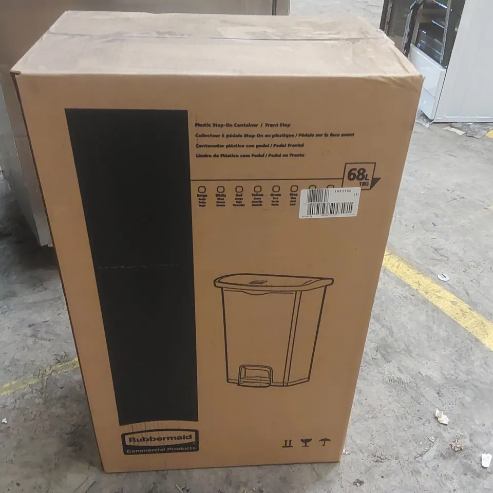 BRAND NEW BOXED RUBBERMAID 68L STEP-ON BIN