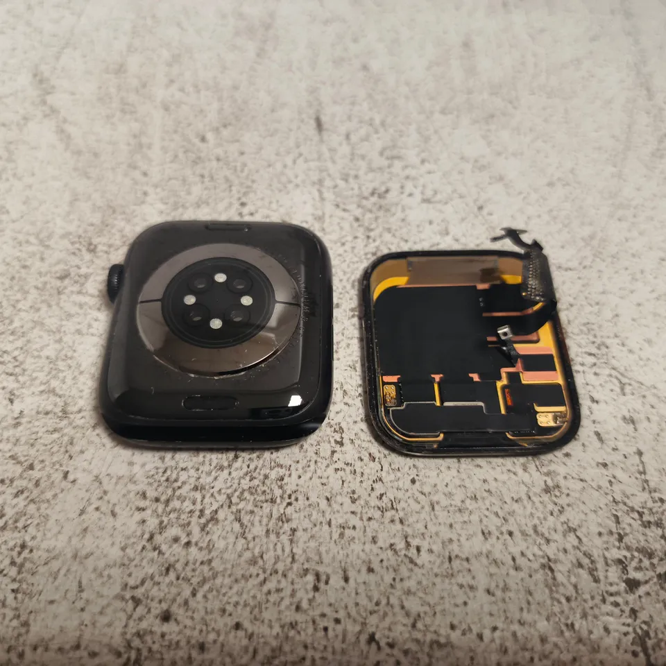 APPLE SMARTWATCH SERIES 6