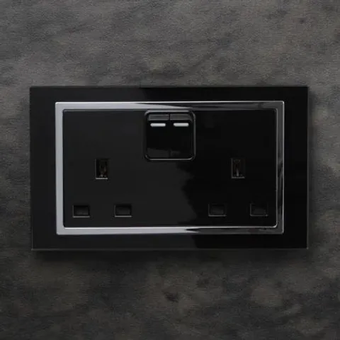 BOXED CRYSTAL CT 13A DP DOUBLE PLUG SOCKET WITH SWITCH BLACK 