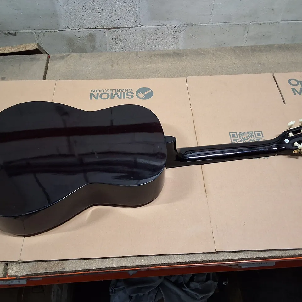 BURLWOOD ACOUSTIC GUITAR – MODEL JC-390F (BLACK BACK & SIDES)