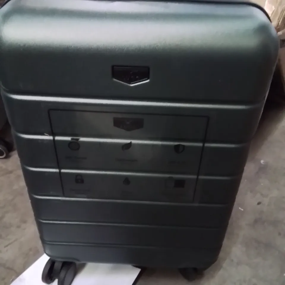 LUGG SUITCASE GREEN 