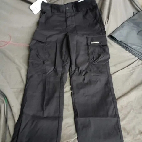 BERGHAUS BLACK CARGO HIKING TROUSERS SIZE 28W