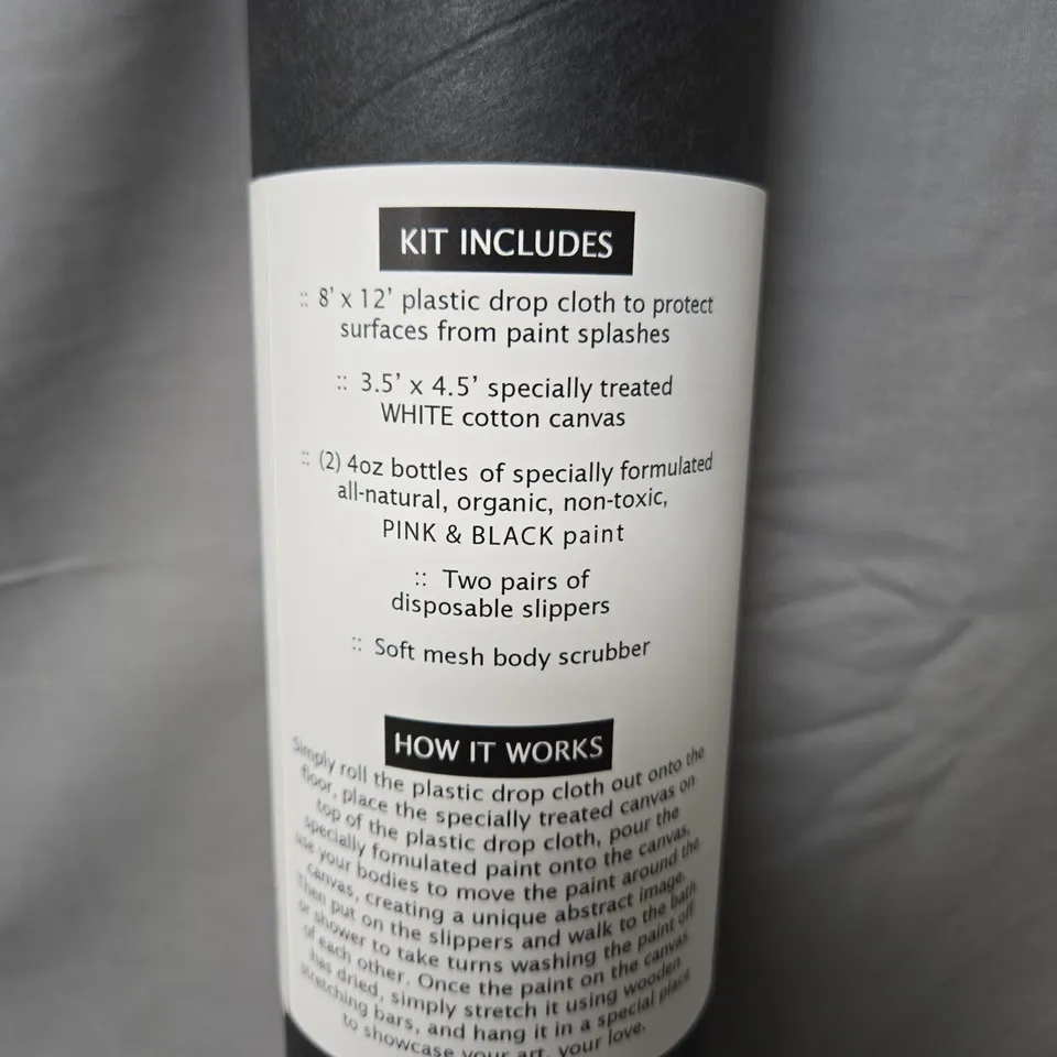 LOVE IS ART KIT – LIMITED EDITION COUPLES ABSTRACT PAINTING KIT (TUBE)