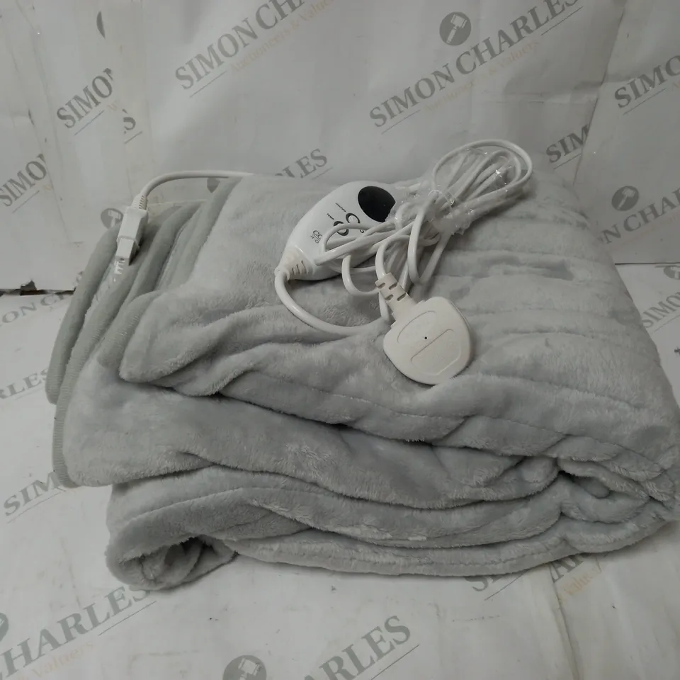 BOXED COZEE HOME HEATED BLANKET IN LIGHT GREY