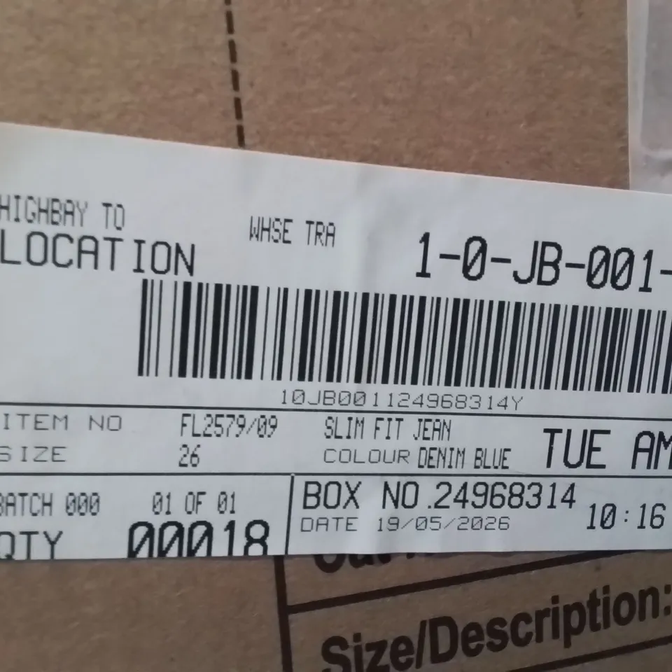BOXED BRAND NEW APPROXIMATELY 18 JULIPA SLIM FIT JEANS DENIM BLUE SIZE 26