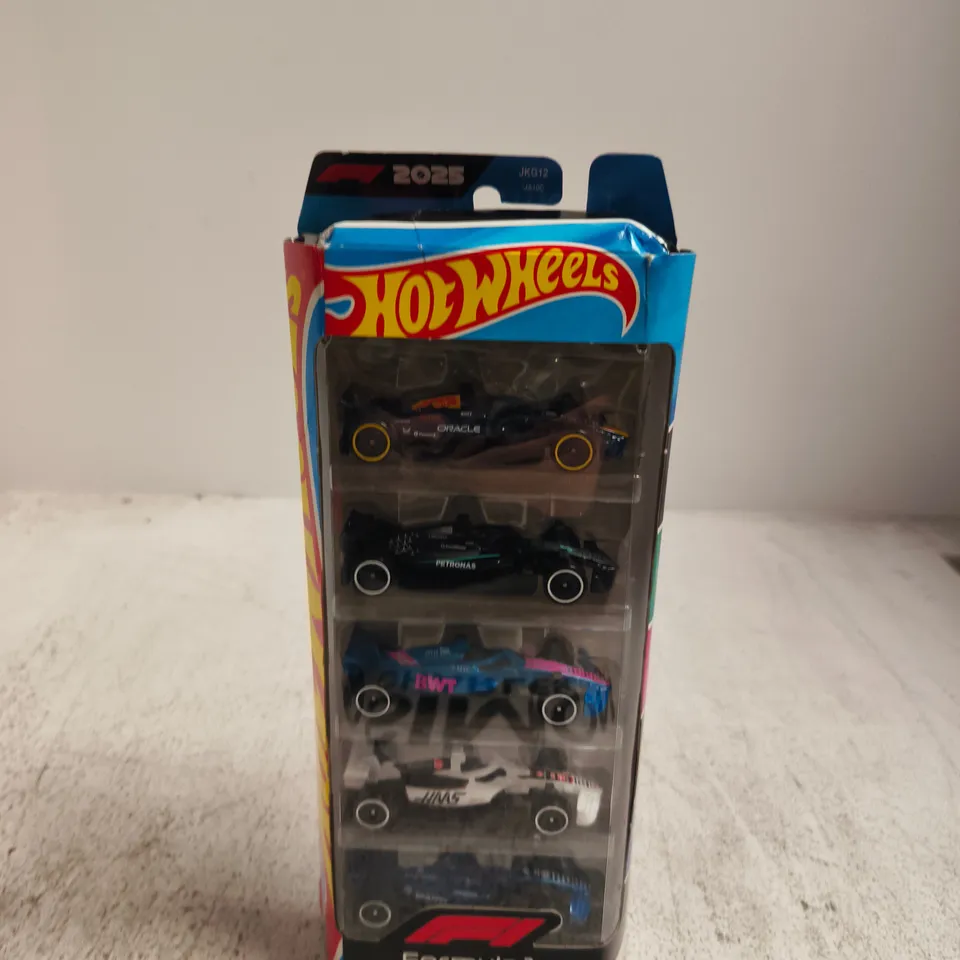 HOT WHEELS FORMULA 1 5-CAR DIE-CAST SET – ORIGINAL PACKAGING