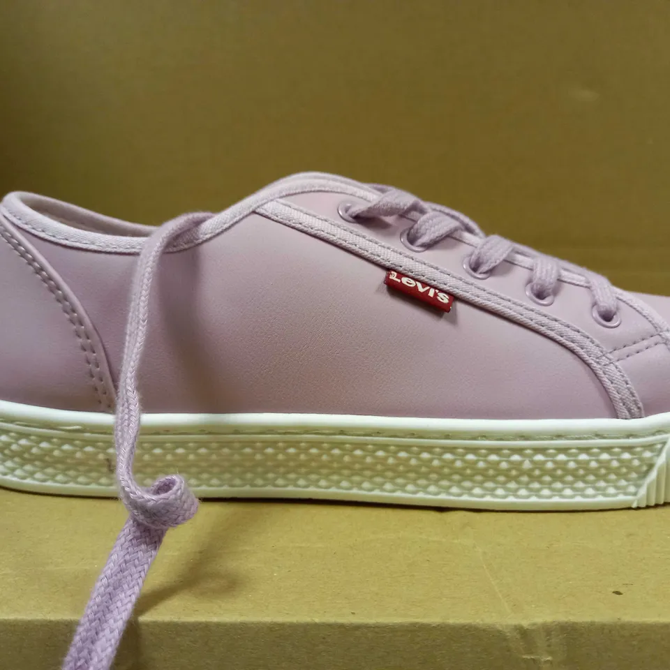 BOXED PAIR OF LEVIS RECYCLED LILAC SNEAKERS - SIZE 6.5