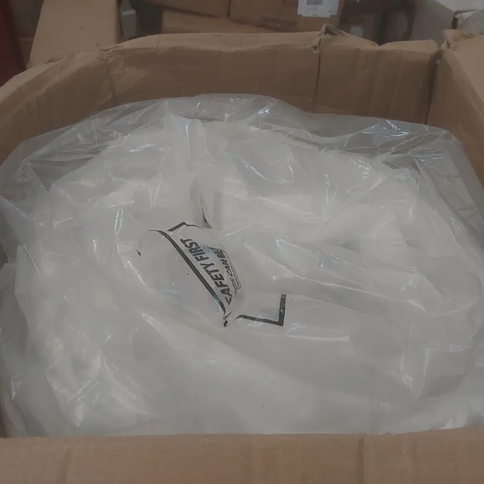 QUALITY BOXED AND ROLLED 5' KING SIZE MATTRESS