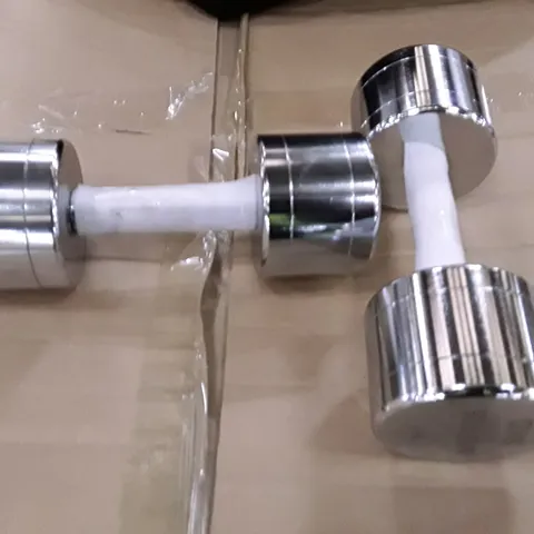 PAIR OF 9KG METIS DUMBELLS