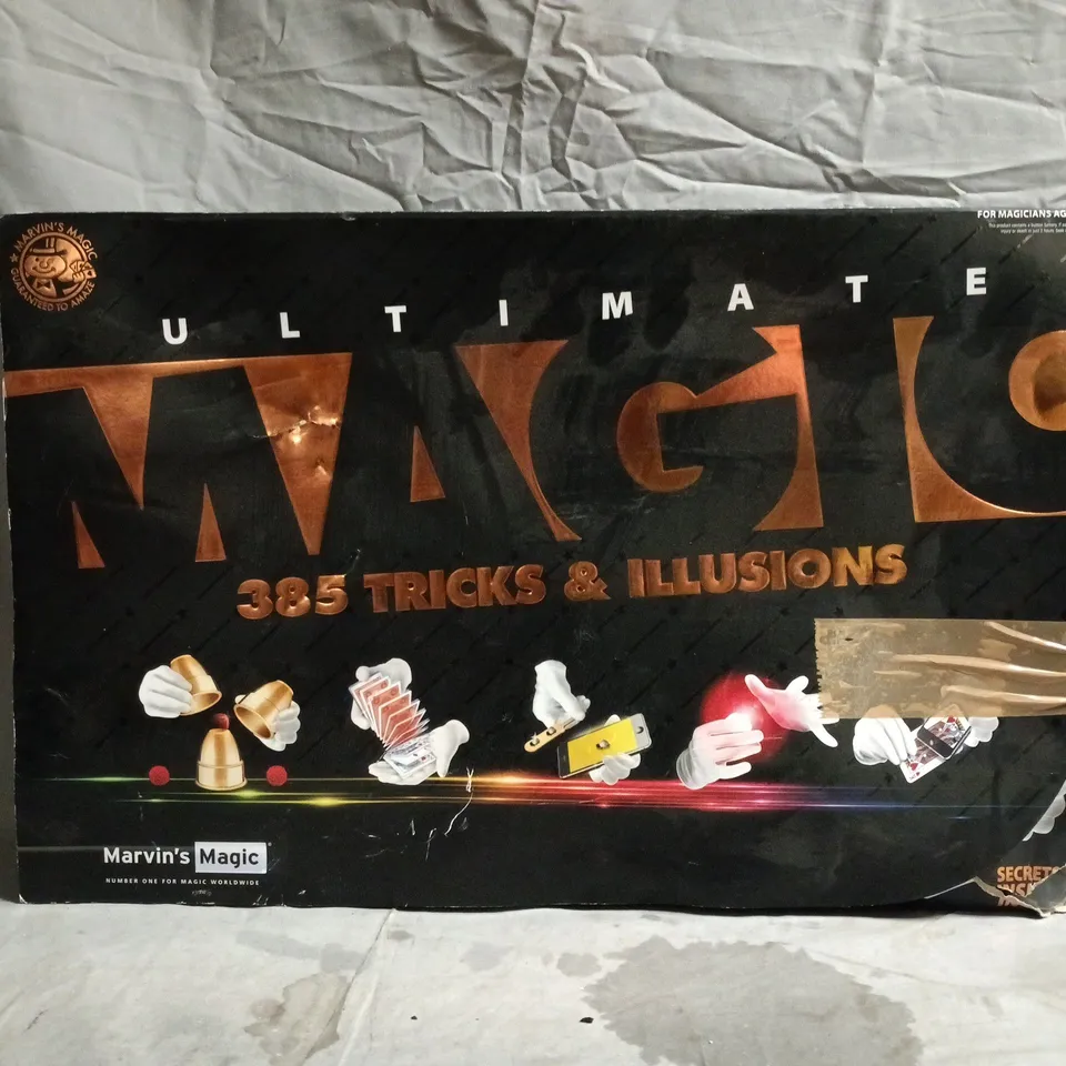 MARVIN'S MAGIC ULTIMATE MAGIC 385 TRICKS & ILLUMINATIONS KIT