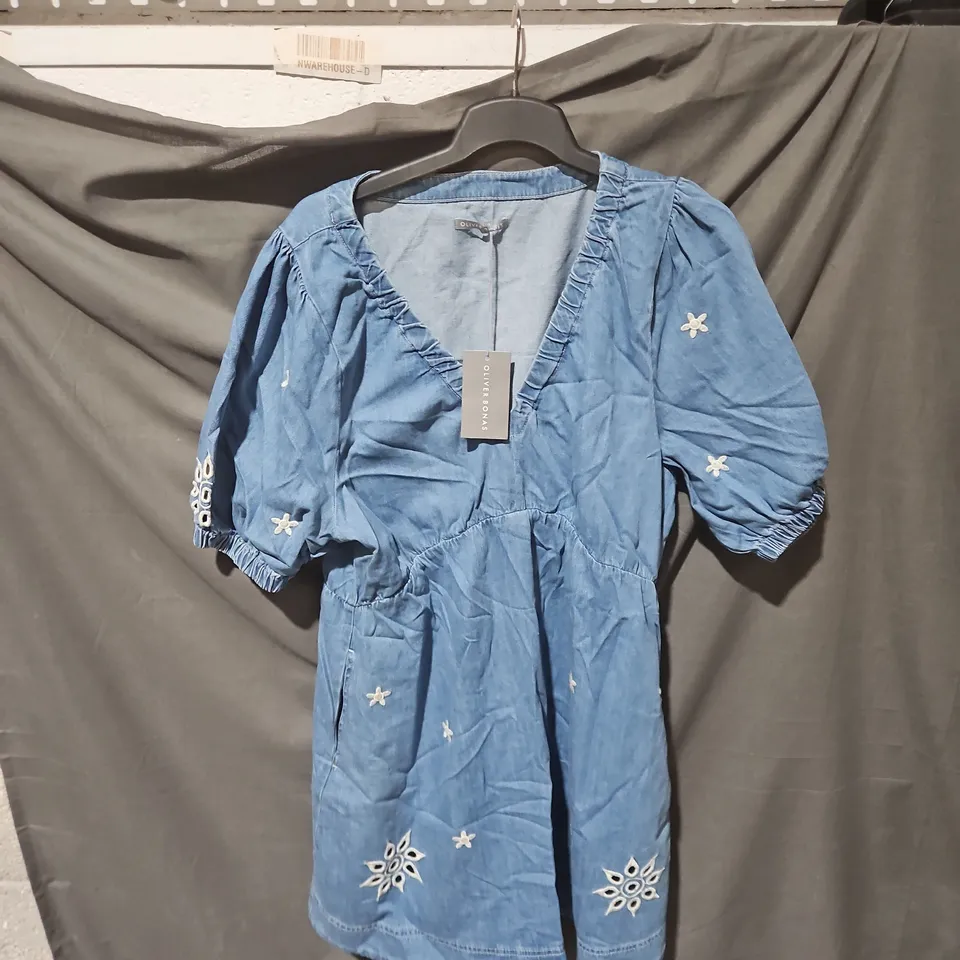 OLIVER BONAS WOMEN'S BLUE DENIM EMBROIDERED DRESS SIZE 16
