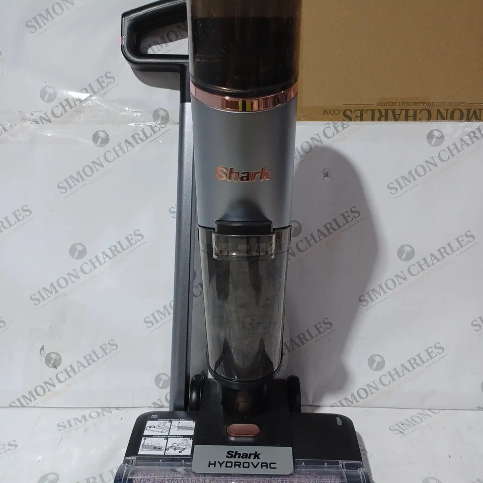 BOXED SHARK HYDROVAC HARD FLOOR WET & DRY CORDLESS CLEANER WD210UK