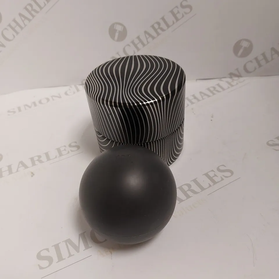 ODD BALL | BLACK