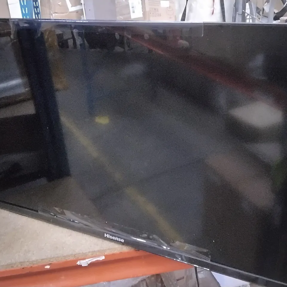 HISENSE A4GTUK 32" HD SMART TV