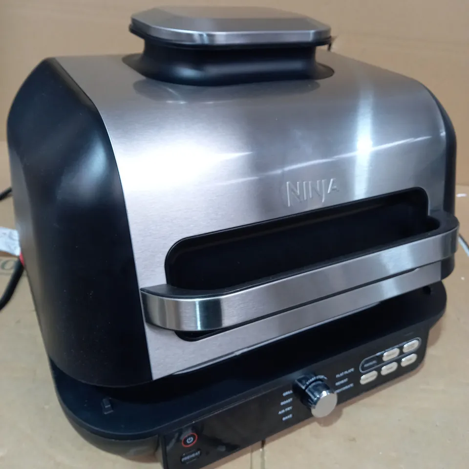 NINJA HEALTH GRILL & AIR FRYER (AG651UK)