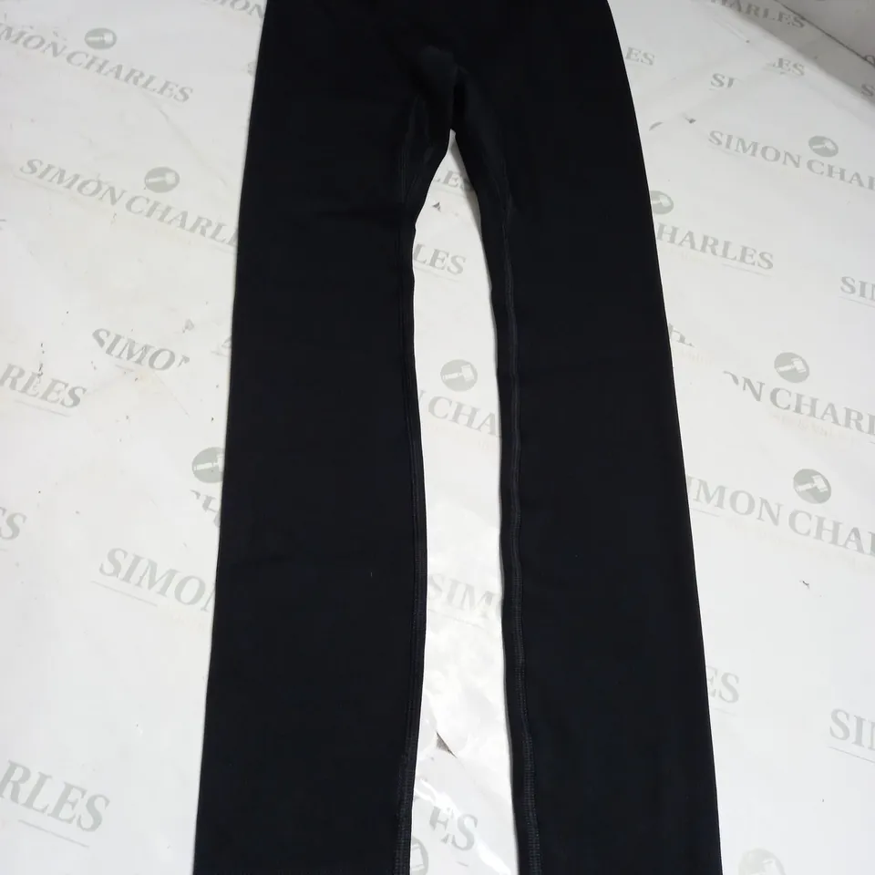 GYMSHARK LEGGING JOGGERS IN BLACK - SMALL