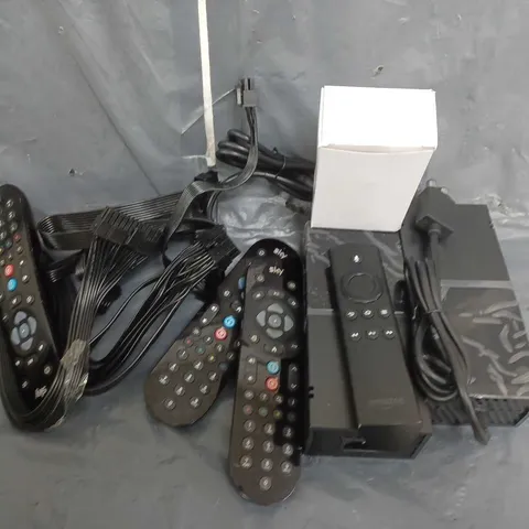 APPROXIMATELY 20 ASSORTED ITEMS TO INCLUDE TV REMOTE CONTROLLERS, CABLES, ADAPTERS ETC