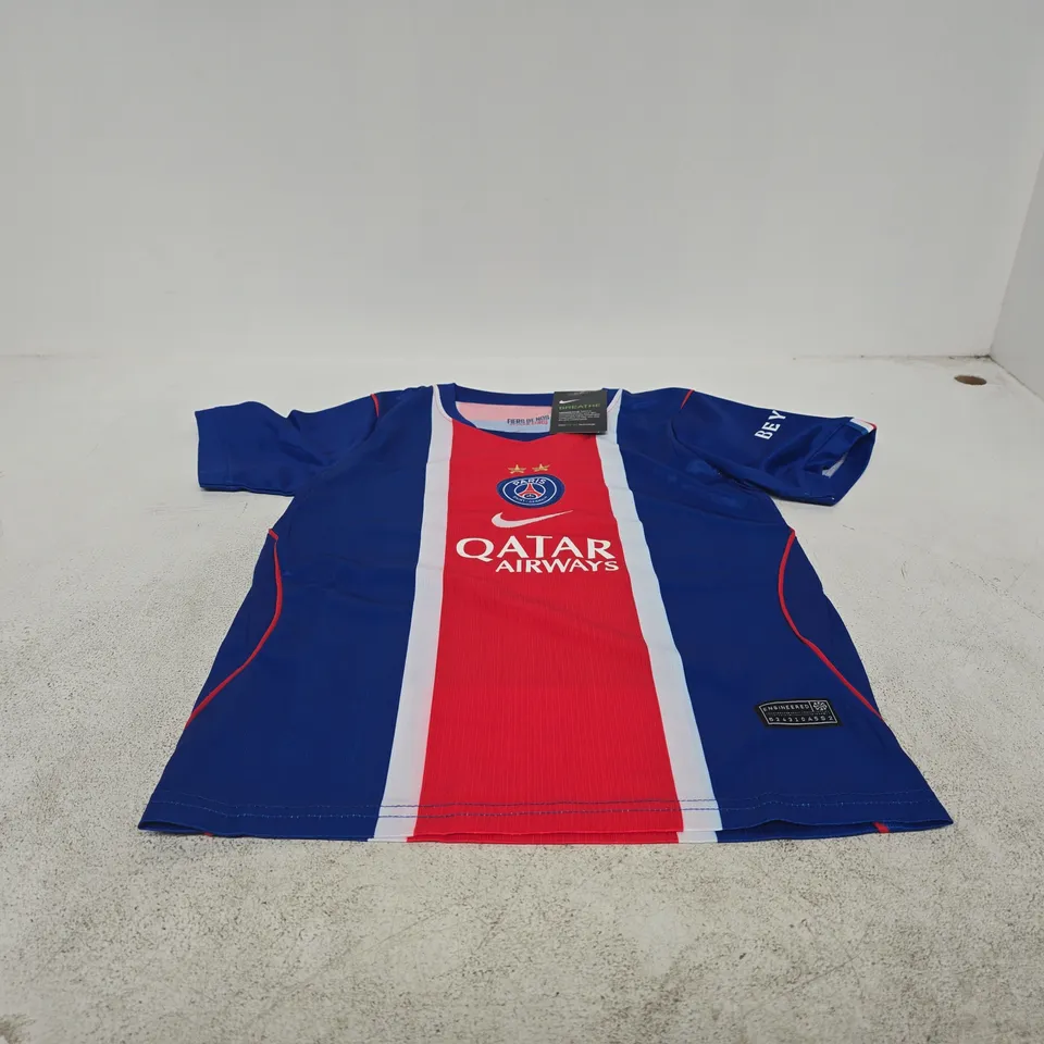 NIKE PARIS SAINT-GERMAIN FOOTBALL SHIRT & SHORTS SET – MEN’S, SIZE 24