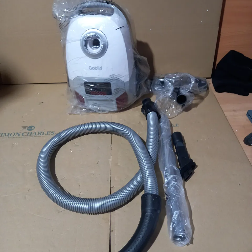 GOBLIN BAGGED CYLINDER VACUUM CLEANER