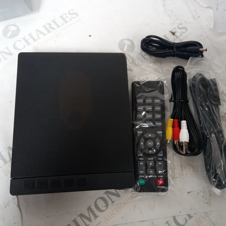 GOKUID MINI DVD PLAYER MODEL: DVP-102