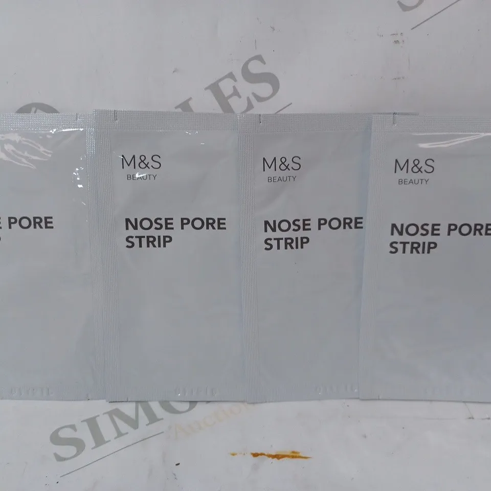 BOX OF APPROXIMATELY 100 M&S NOSE PORE STRIPS