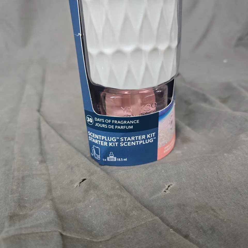 YANKEE CANDLE SCENTPLUG STARTER KIT – PLUG-IN FRAGRANCE (BLUE PACKAGING)