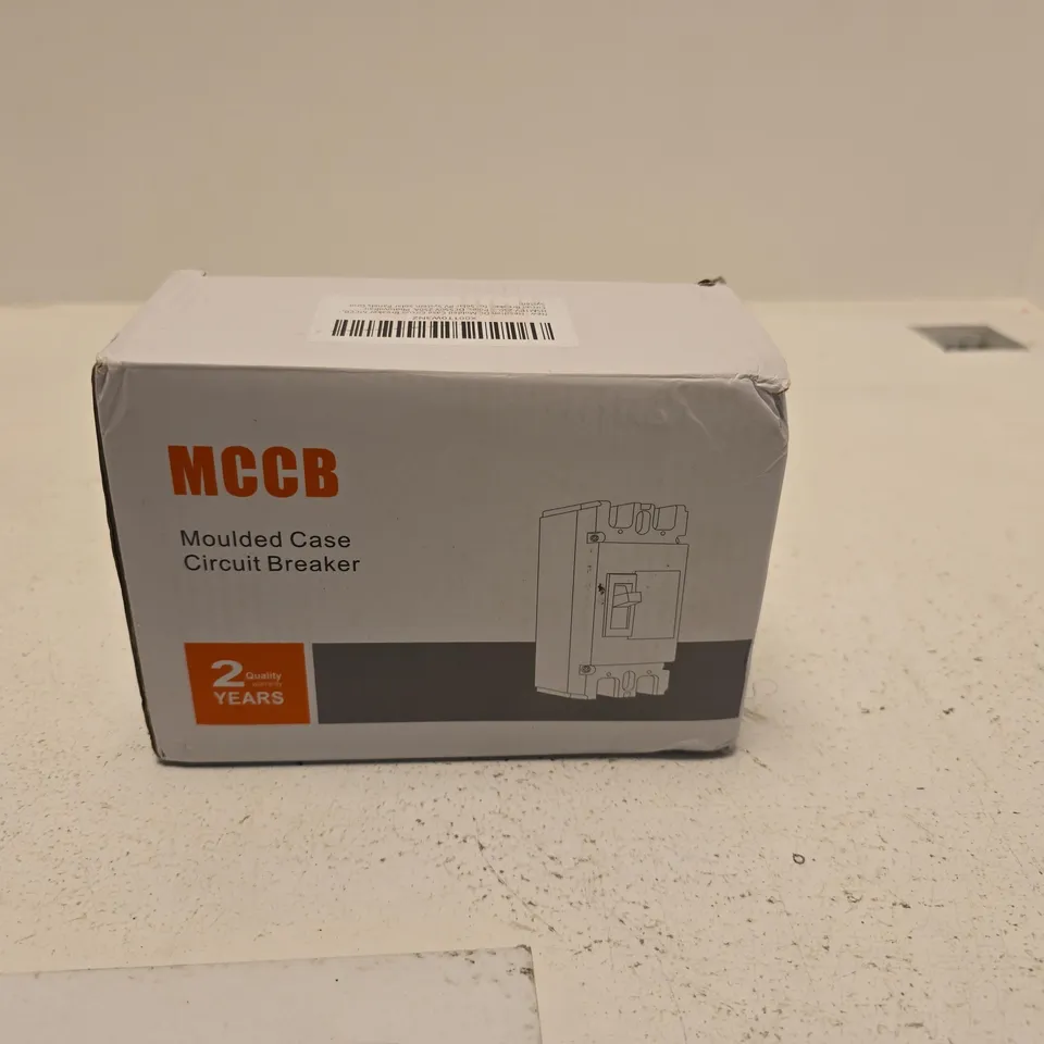 MCCB MOULDED CASE CIRCUIT BREAKER BOXED