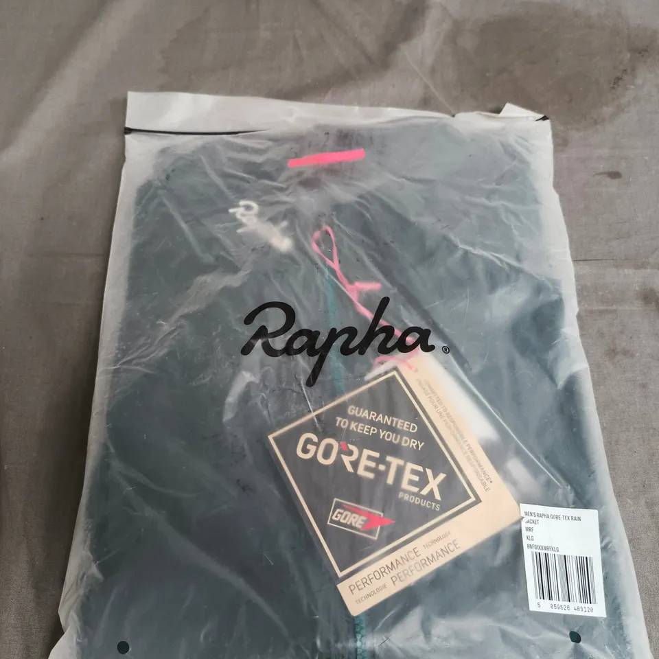 RAPHA GORE-TEX RAIN JACKET – MEN'S XL (XLG)