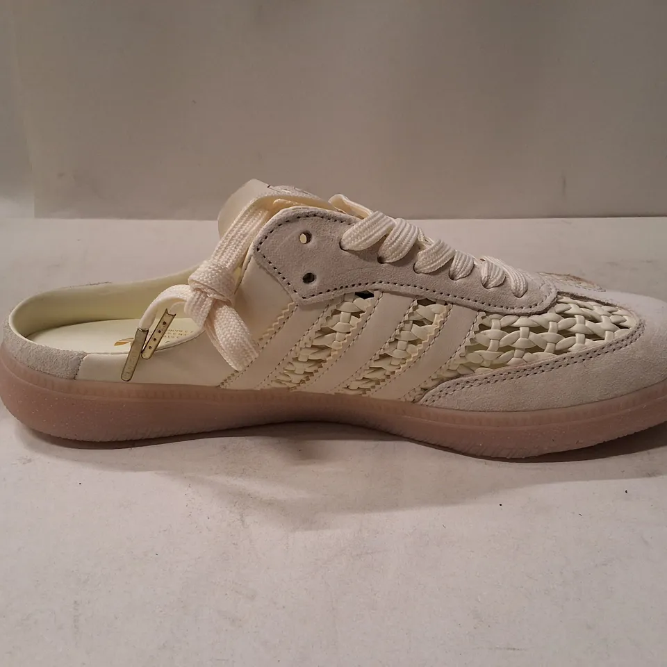 ADIDAS SAMBA OG MULE SHOES – CREAM/OFF-WHITE, UK 6.5 (EU 40)
