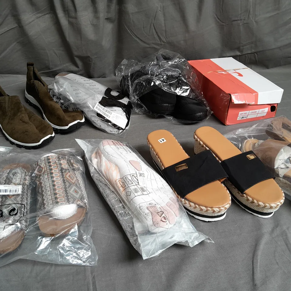 BOX OF APPROX 20 ASSORTED PAIRS OF SHOES AND ACCESSORIES TO INCLUDE ZUODI SPORT, ASOS, SL ETC