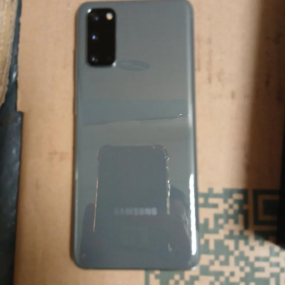SAMSUNG GALAXY S20 5G SMARTPHONE