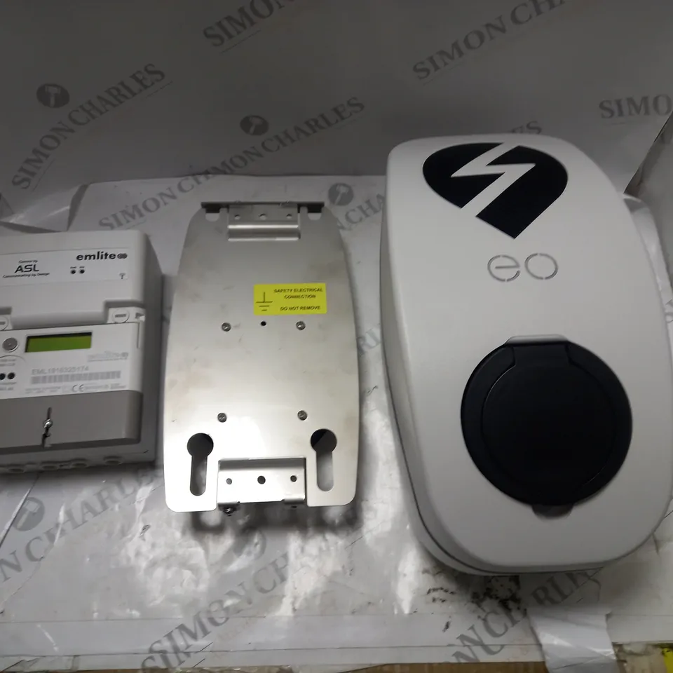 EOBASIC 22KW/32A 3PH SINGLE SOCKET CHARGER