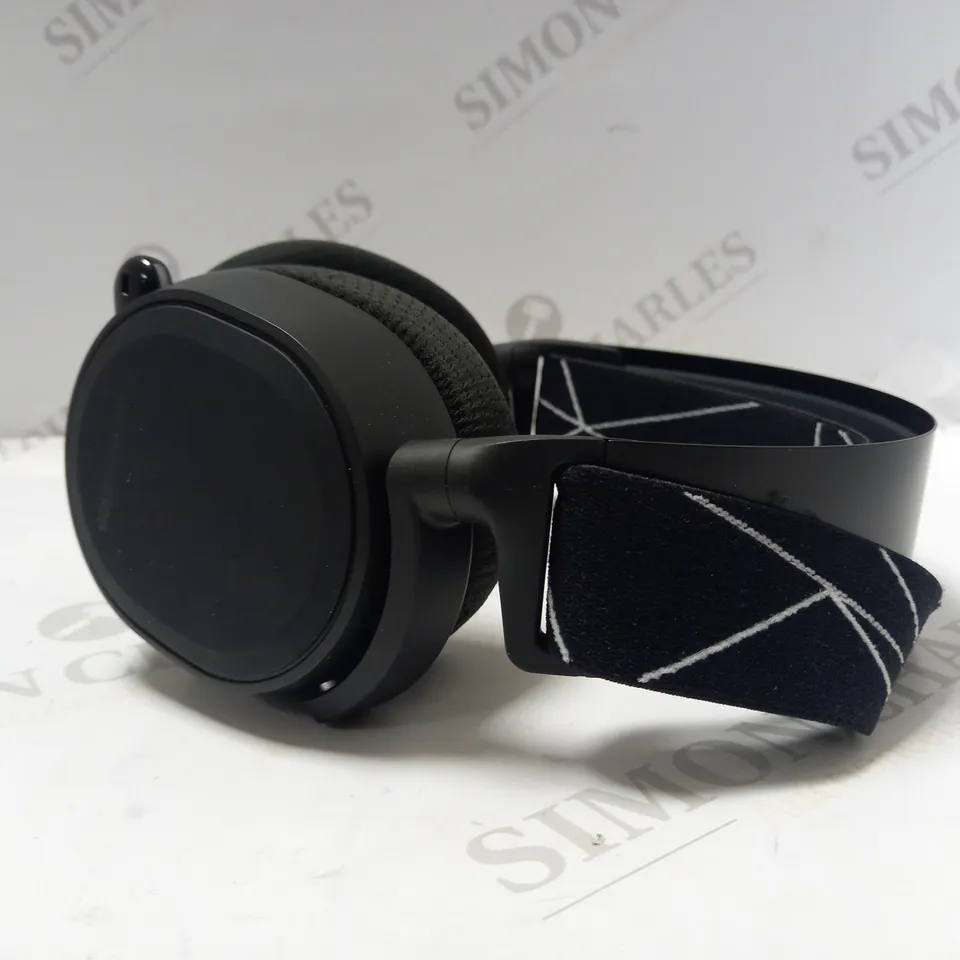 STEEL SERIES ARCTIS 9 WIRELESS GAMING HEADSET