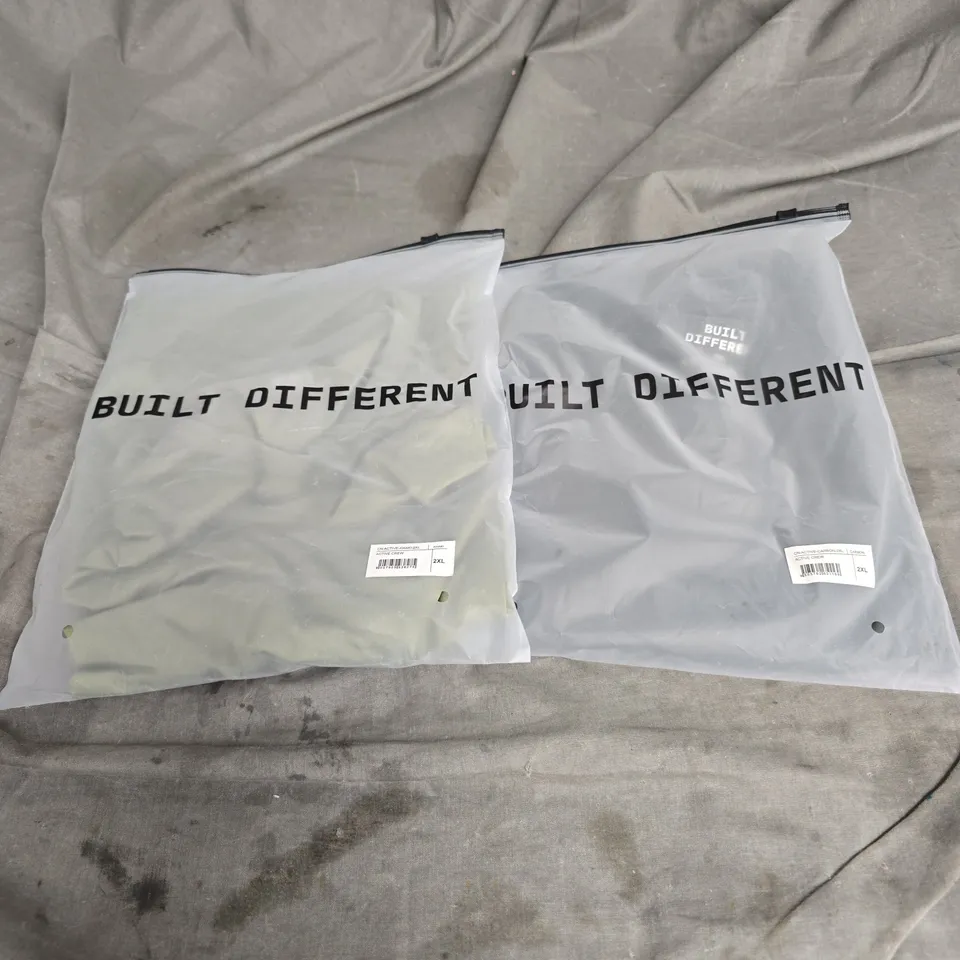 BUILT DIFFERENT X2 ACTIVE CREW TEES IN CARBON/KHAKI SIZE 2XL