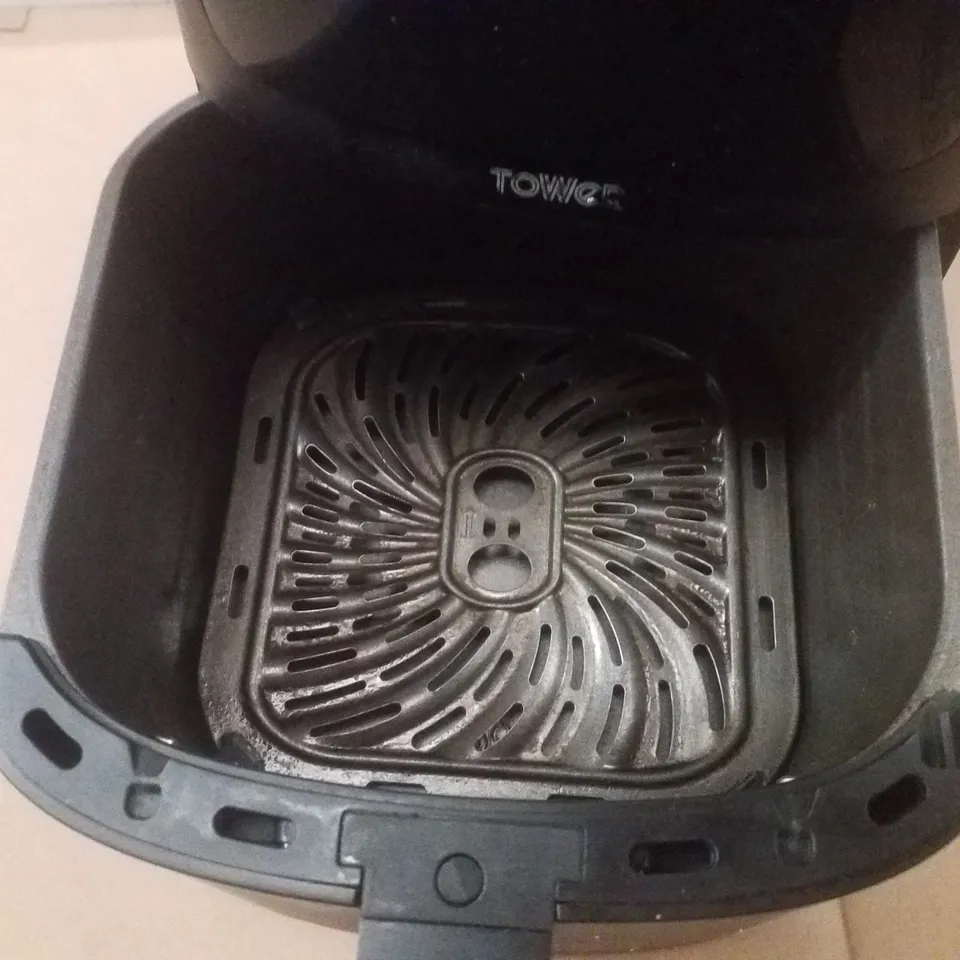 BOXED TOWER T17205 VORTEX 4 LITRE DIGITAL AIR FRYER