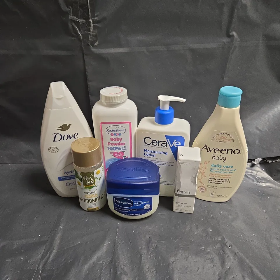 APPROXIMATEY 20 ASSORTED HEALTH AND BEAUTY PRODUCTS TO INCLUDE - AVEENO BABY GENTLE WASH - CERAVE MOISTURISING LOTION - VASELINE PROTECTING JELLY - ETC
